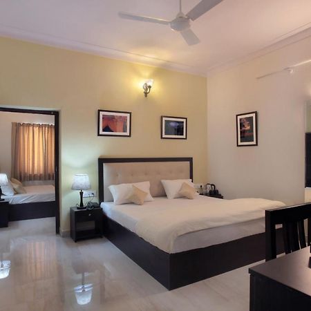 Bed and breakfast Mimosa Udaipur Extérieur photo