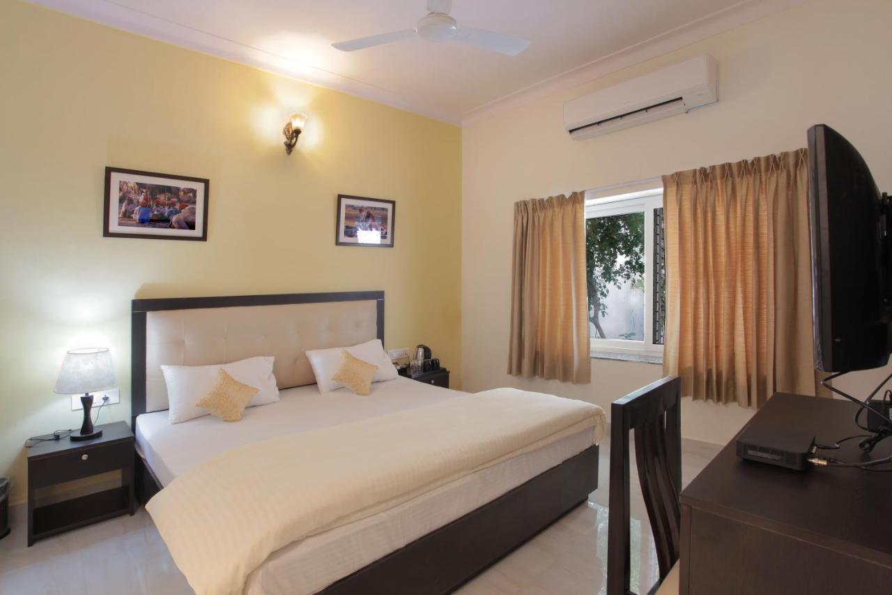 Bed and breakfast Mimosa Udaipur Extérieur photo